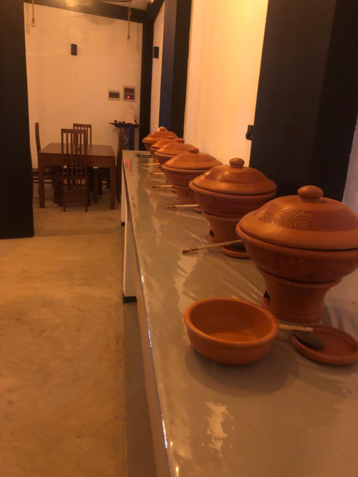 Hiriketiya New Radiant House Otel Dikwella Dış mekan fotoğraf