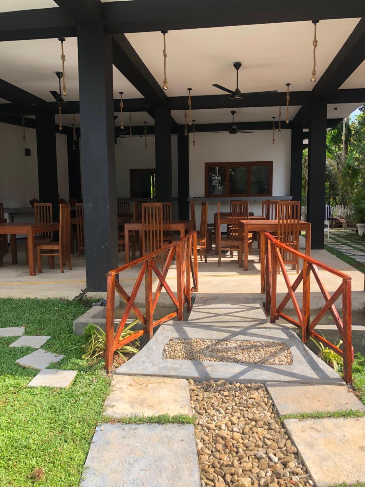 Hiriketiya New Radiant House Otel Dikwella Dış mekan fotoğraf