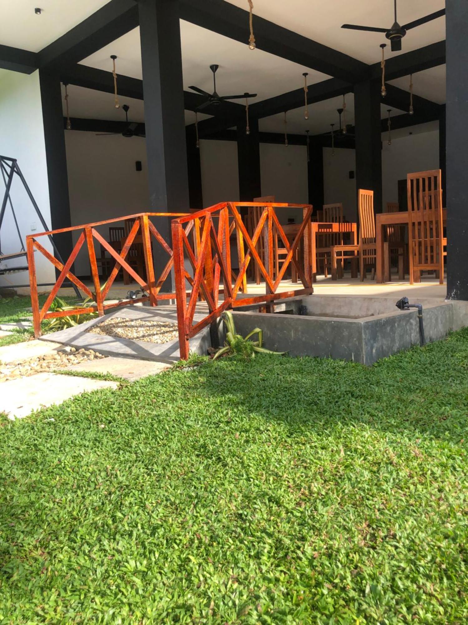 Hiriketiya New Radiant House Otel Dikwella Dış mekan fotoğraf
