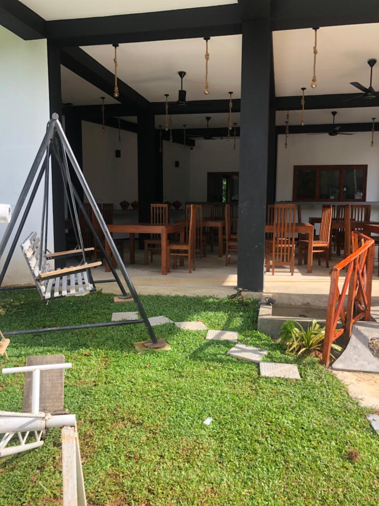 Hiriketiya New Radiant House Otel Dikwella Dış mekan fotoğraf